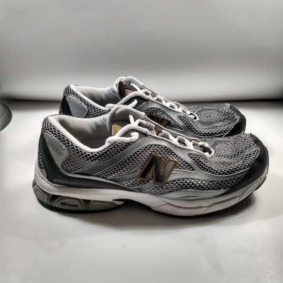 new balance 560 mens Grey